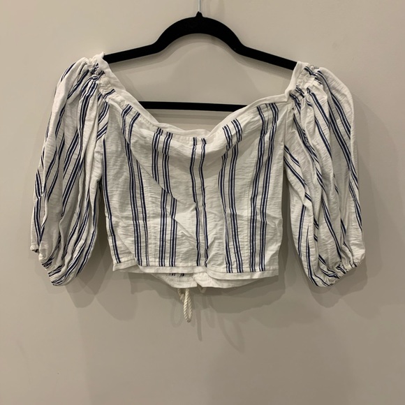 Bobbles & Lace Top - Picture 3 of 4